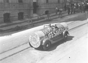 Lifesavers Car, Sydney, 1934